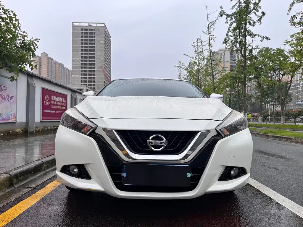 Купить Nissan Bluebird