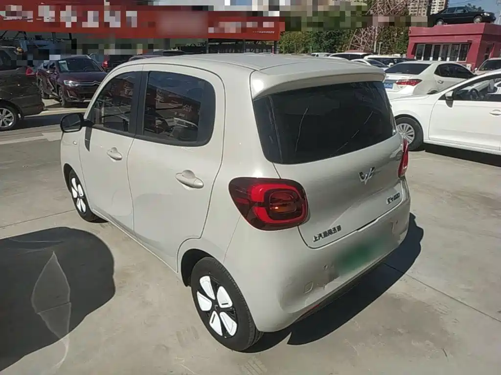 Wuling MINIEV — миниатюра 5