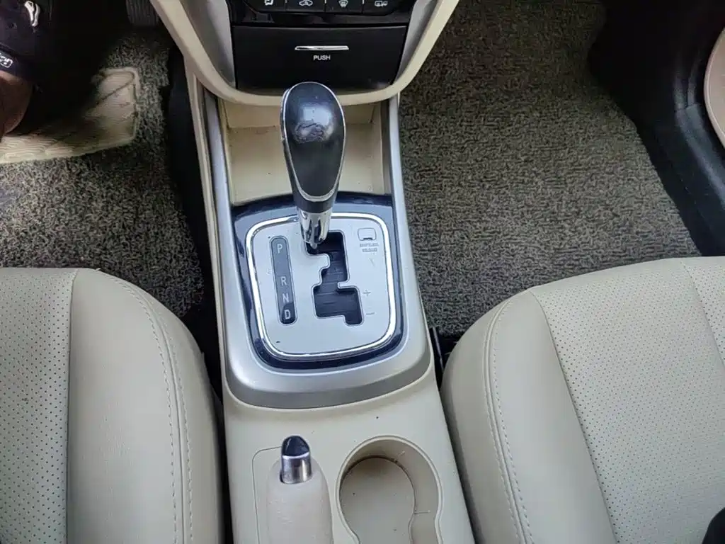 Changan Eado — миниатюра 14