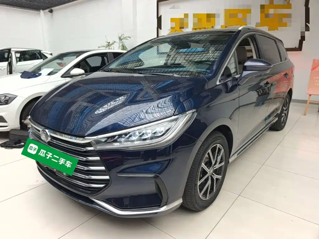 BYD MAX New Energy — миниатюра 2