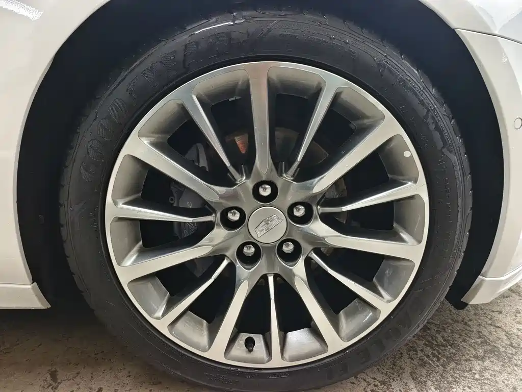 Cadillac CT6 — миниатюра 14