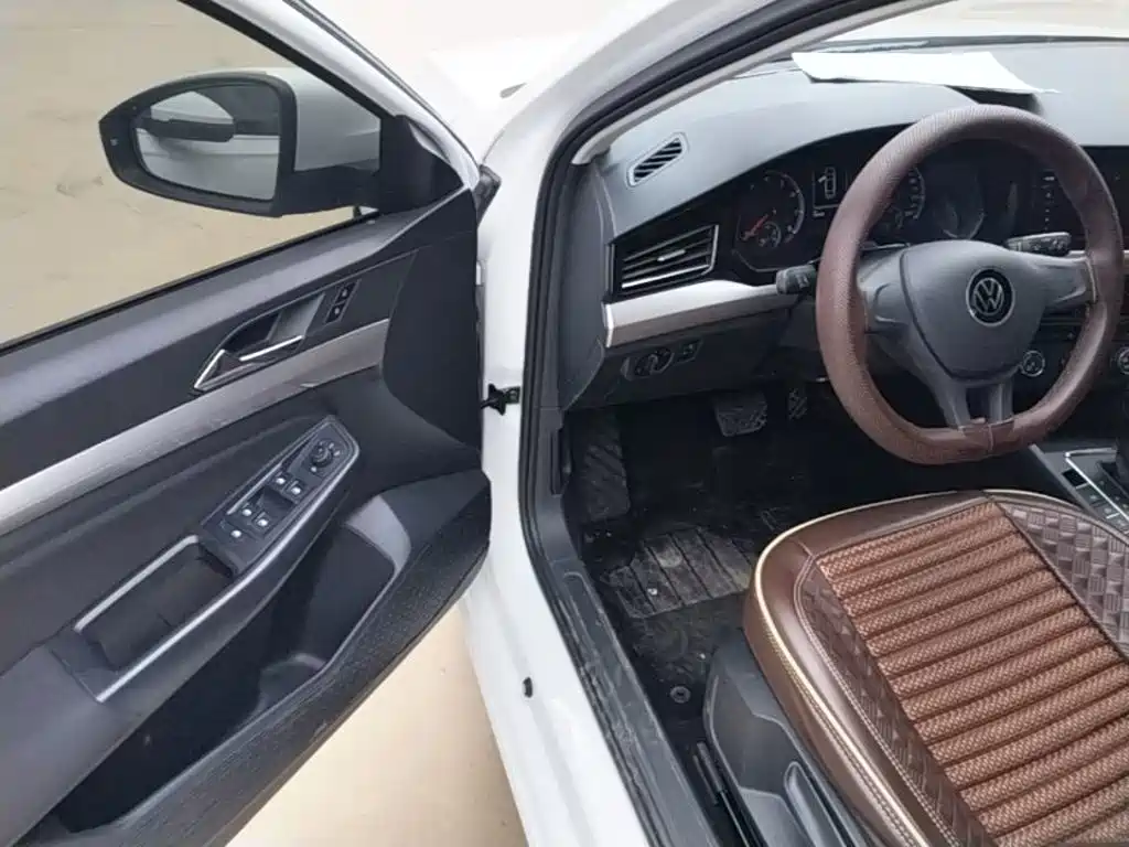 Volkswagen Bora — миниатюра 16