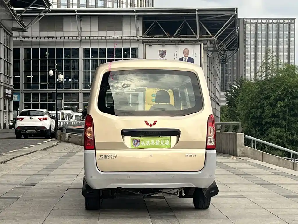 Wuling Rongguang EV — миниатюра 8