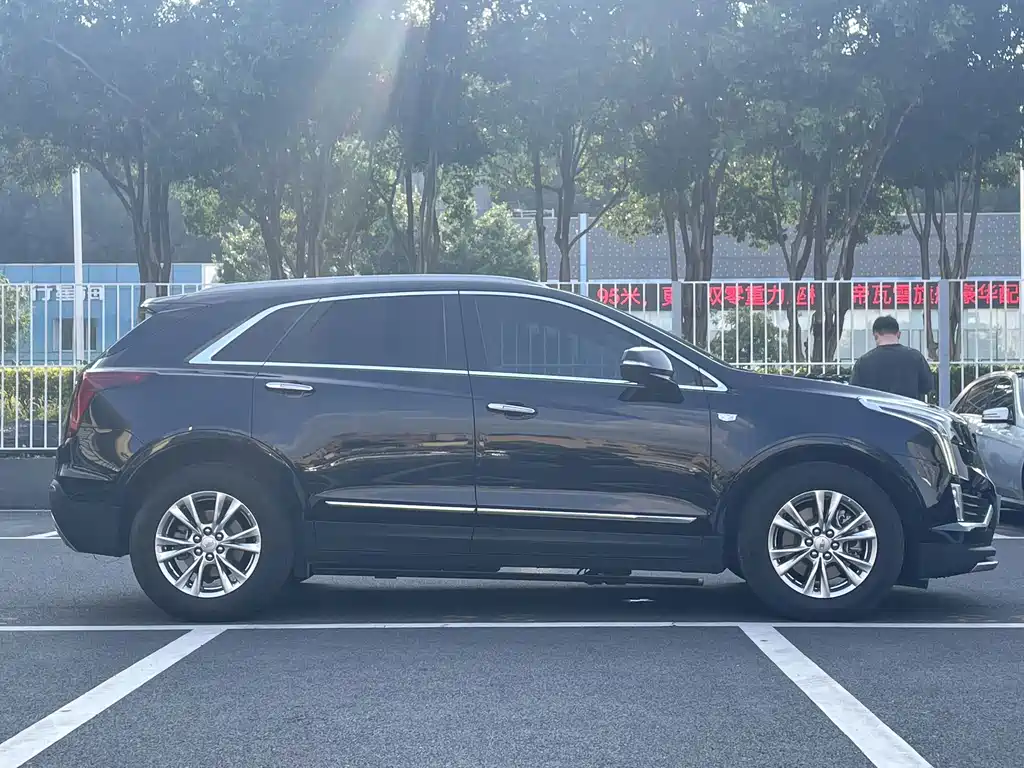 Cadillac XT5 — миниатюра 2