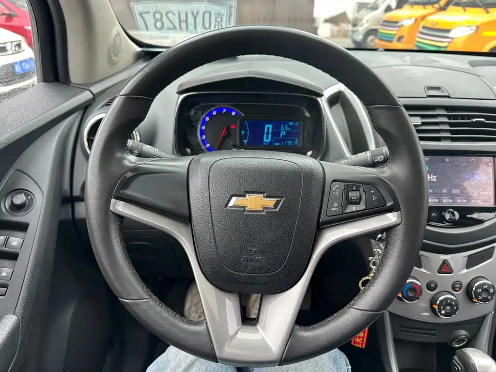Chevrolet Trax — миниатюра 18