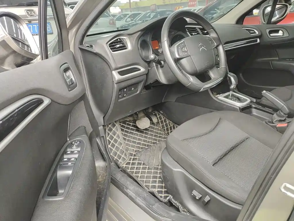 Citroen C4L — миниатюра 16
