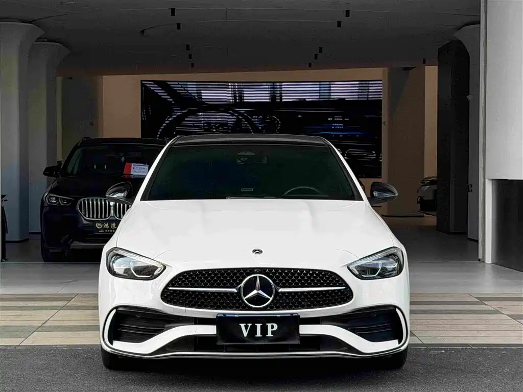 Mercedes-Benz C-Class — миниатюра 2
