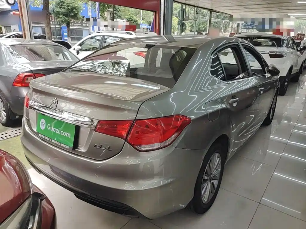 Citroen C4L — миниатюра 7