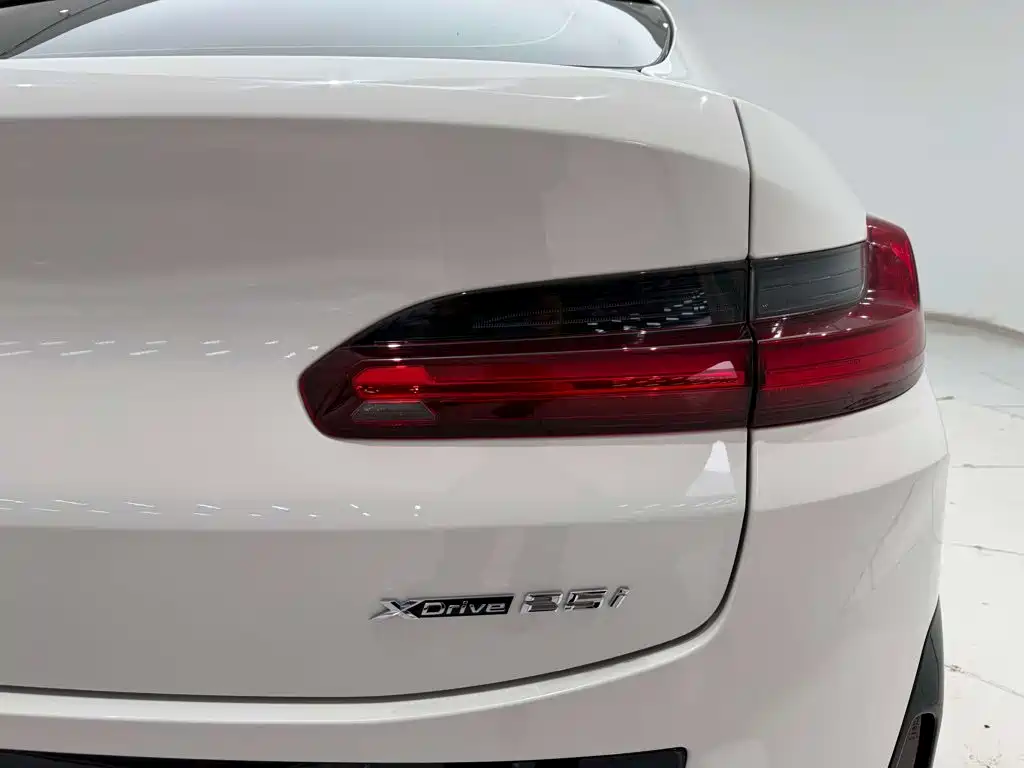 BMW X4 — миниатюра 10