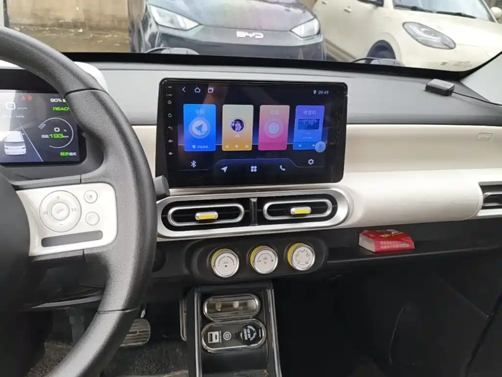 Wuling MINIEV — миниатюра 13
