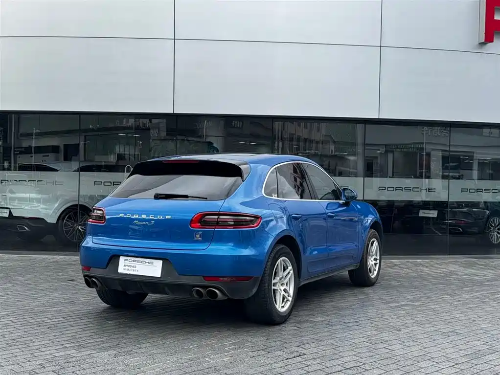 Porsche Macan — миниатюра 5
