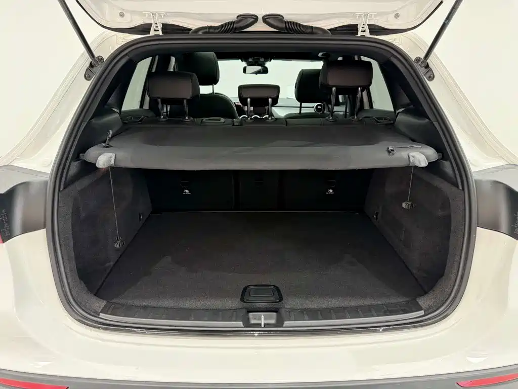 Mercedes-Benz GLA — миниатюра 24
