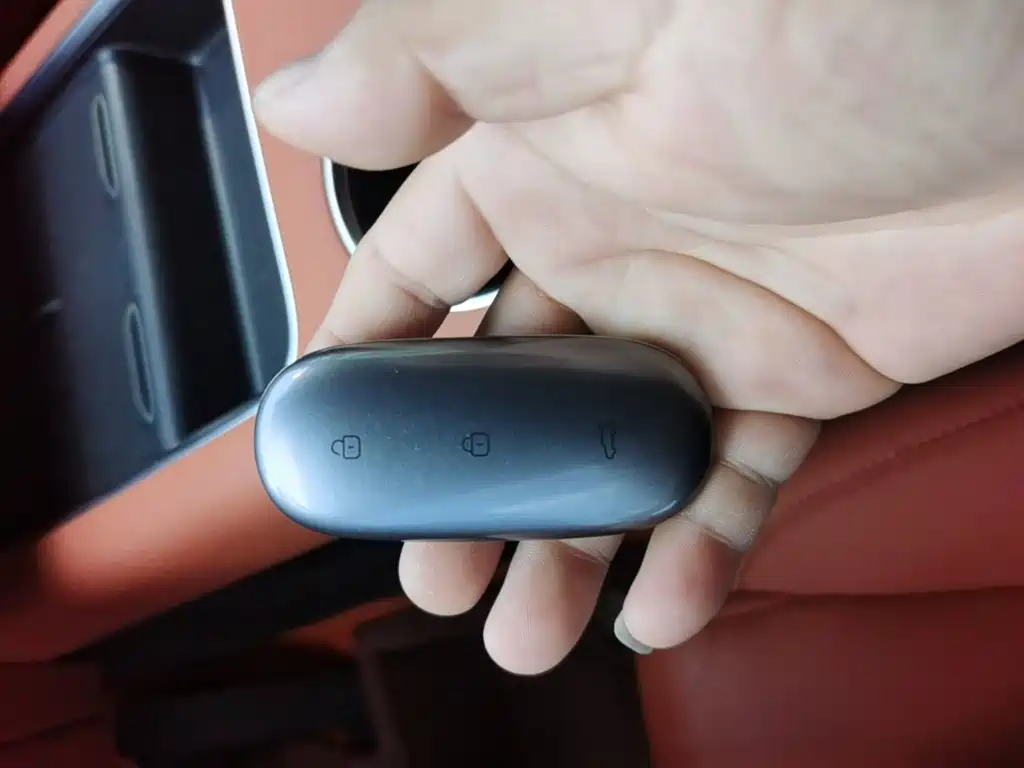 Li Auto Li L8 — миниатюра 9