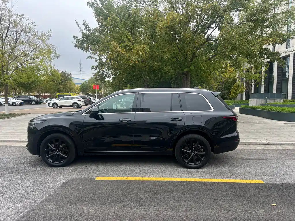 Li Auto Li ONE — миниатюра 8