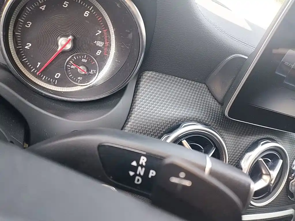 Mercedes-Benz GLA — миниатюра 14