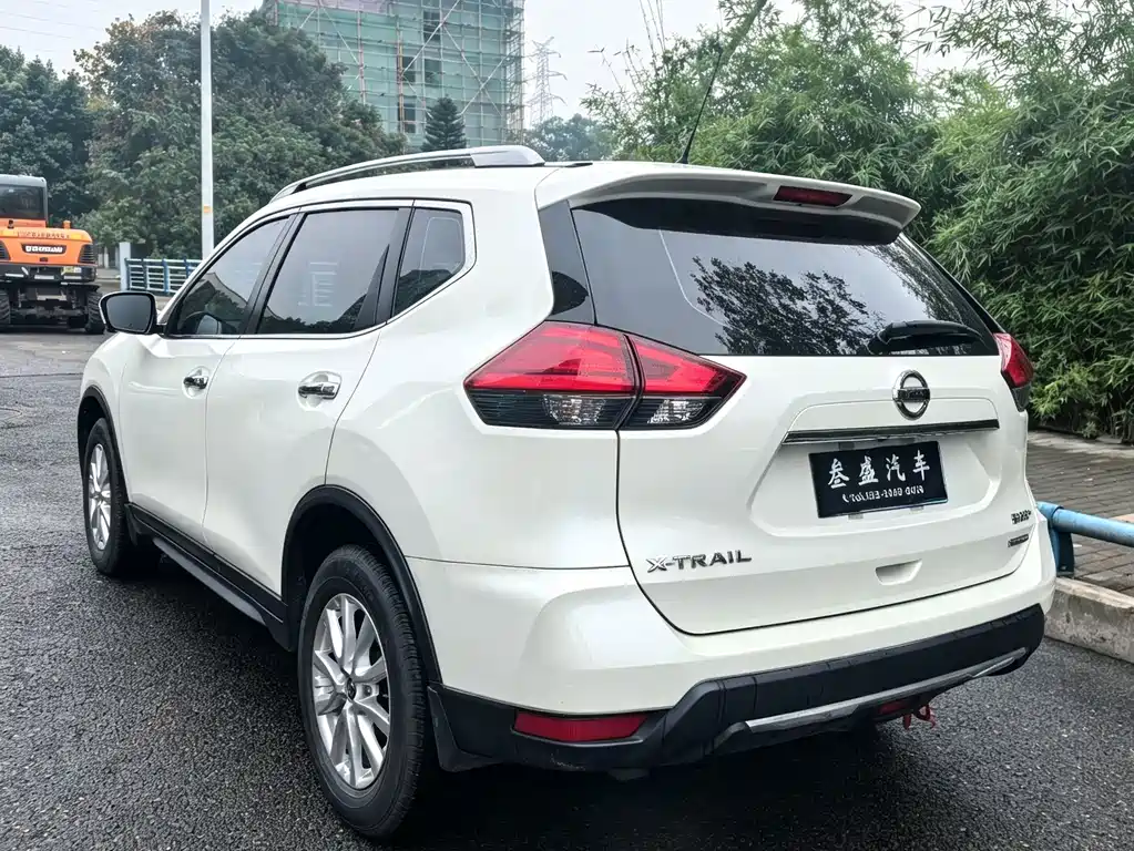 Nissan X-Trail — миниатюра 4