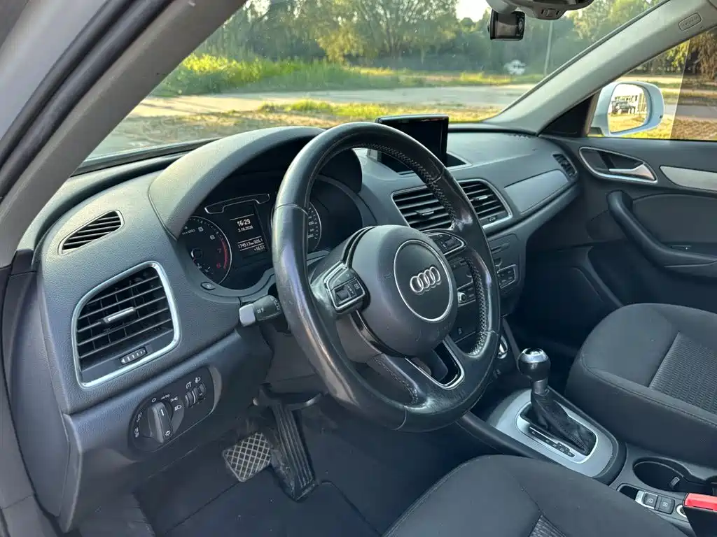 Audi Q3 — миниатюра 13