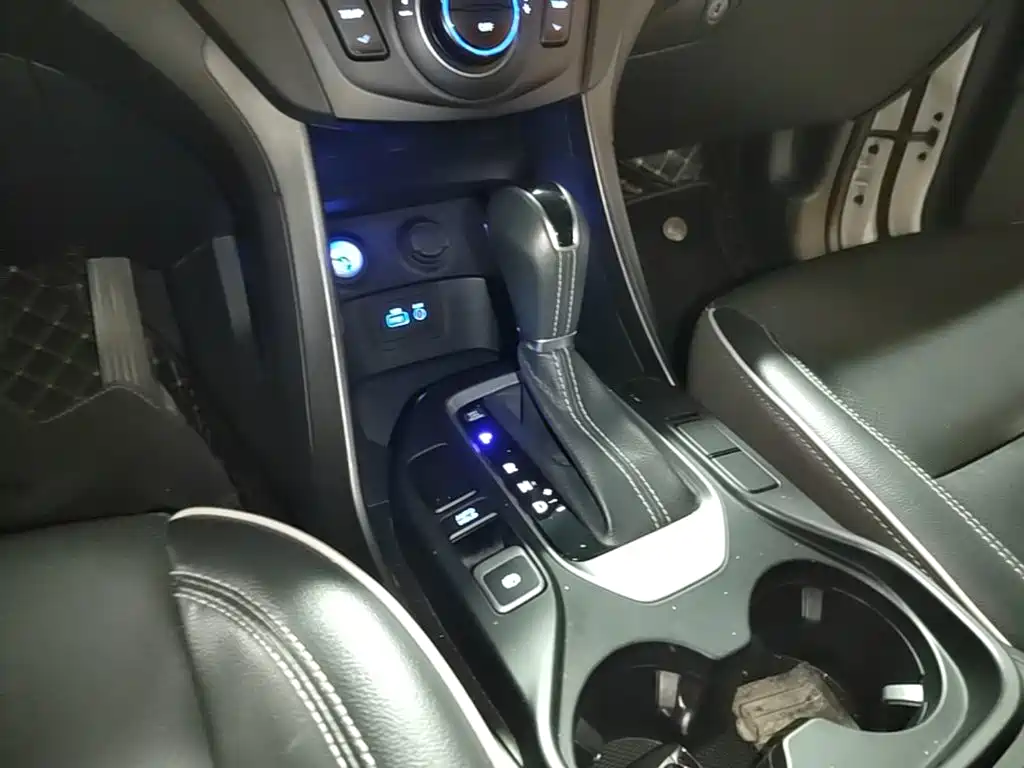 Hyundai Santa Fe — миниатюра 14
