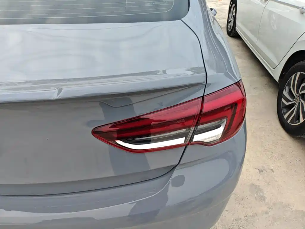 Buick Regal — миниатюра 8