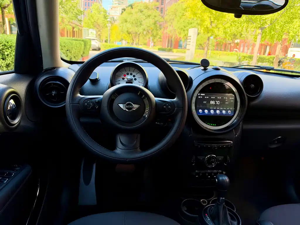 MINI Mini Countryman — миниатюра 11