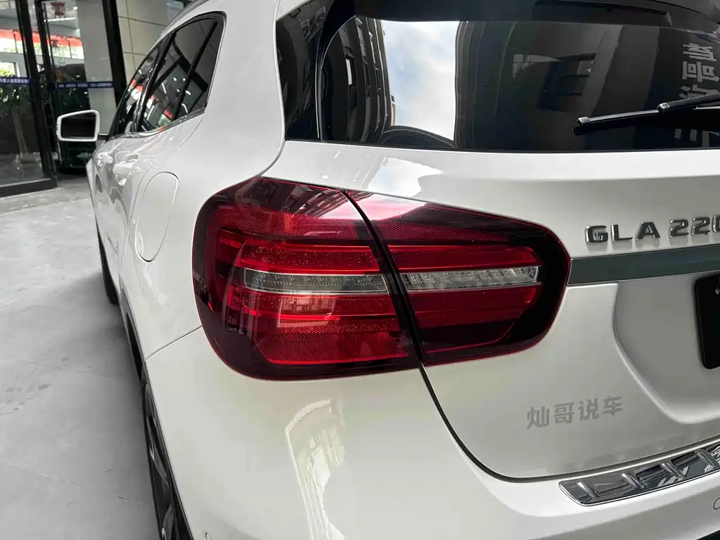 Mercedes-Benz GLA — миниатюра 4