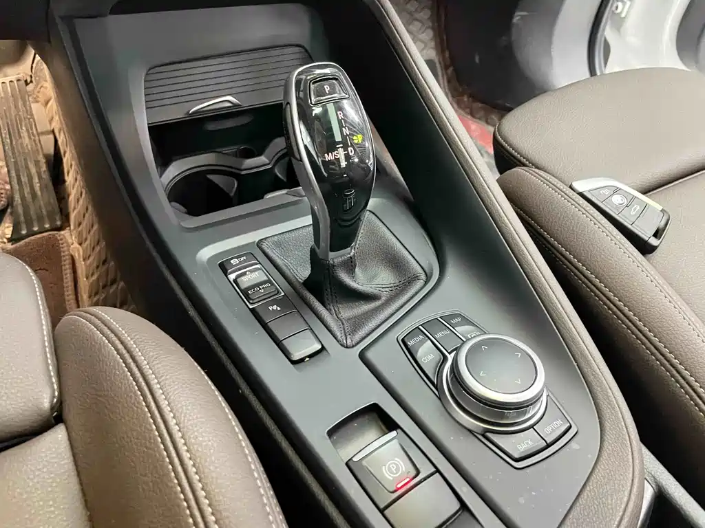 BMW X1 — миниатюра 13
