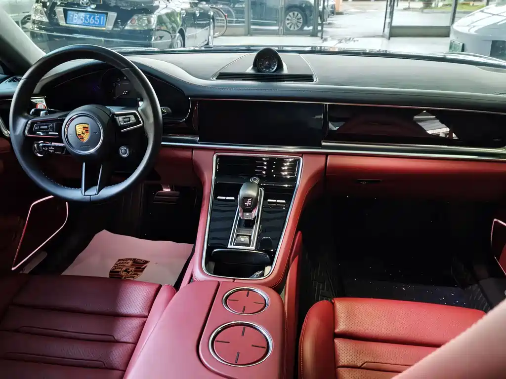 Porsche Panamera — миниатюра 5