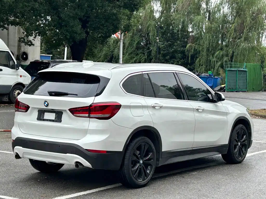 BMW X1 — миниатюра 5