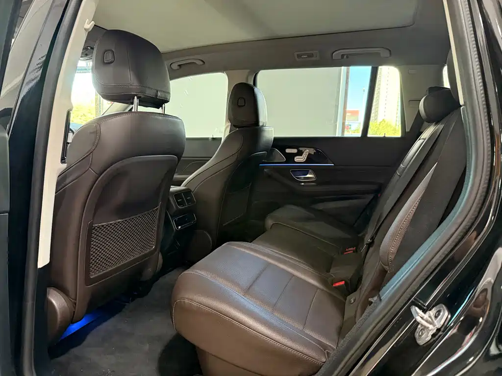 Mercedes-Benz GLS — миниатюра 8