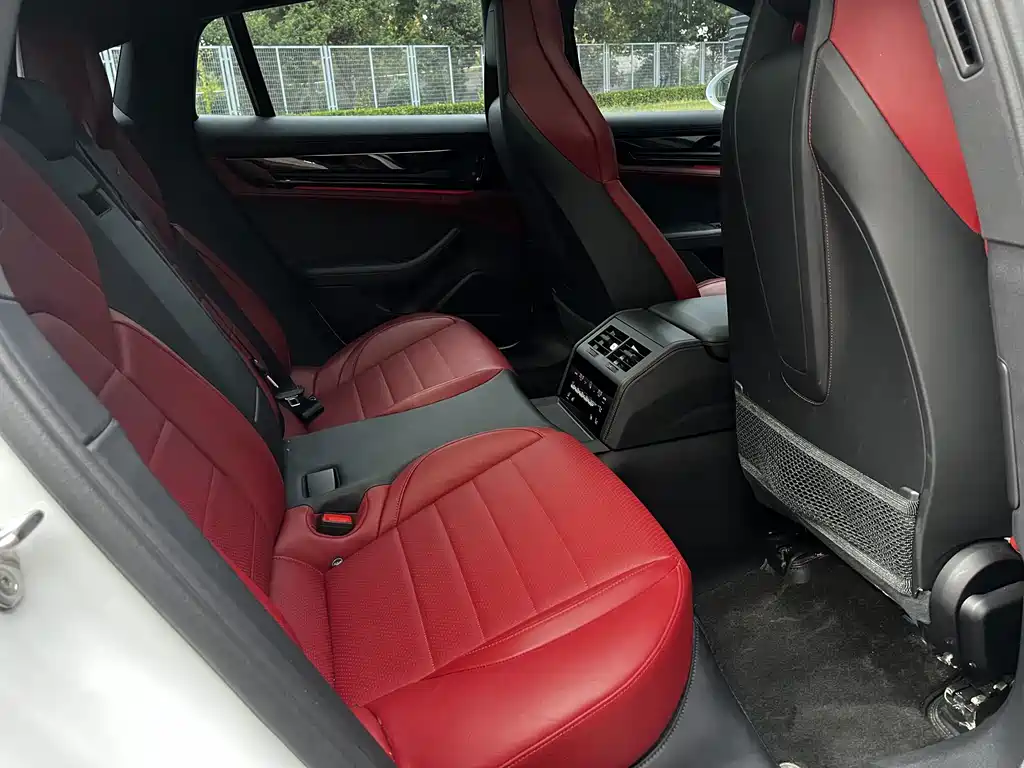 Porsche Panamera — миниатюра 17