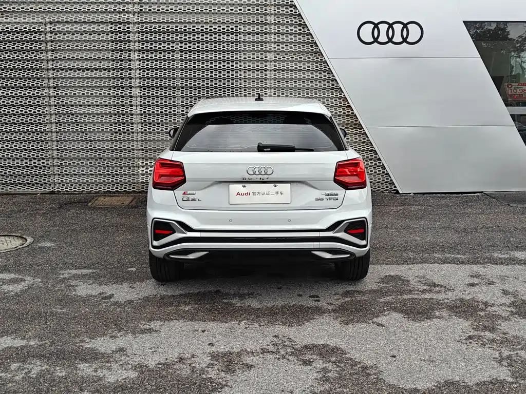 Audi Q2L — миниатюра 5