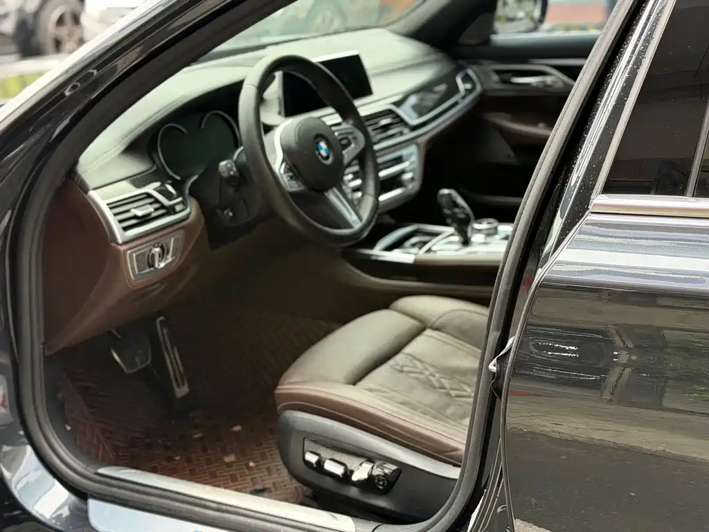 BMW 7 Series — фотографии объявления, Фото 8