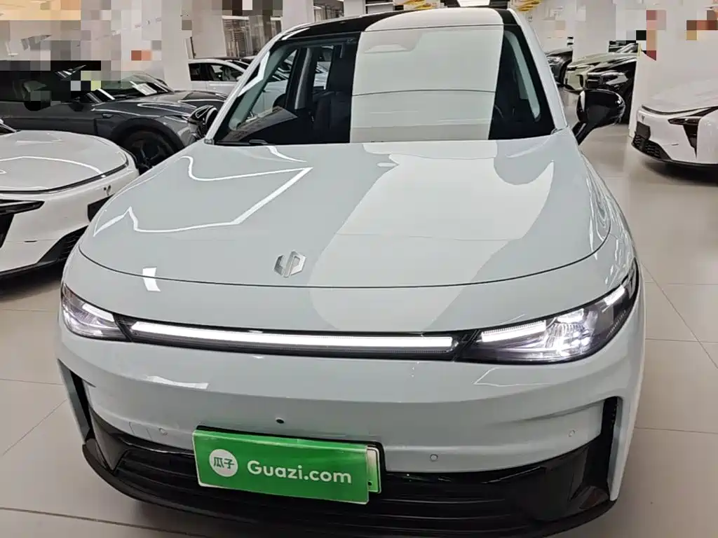 Leapmotor Leapmotor C10 — миниатюра 3