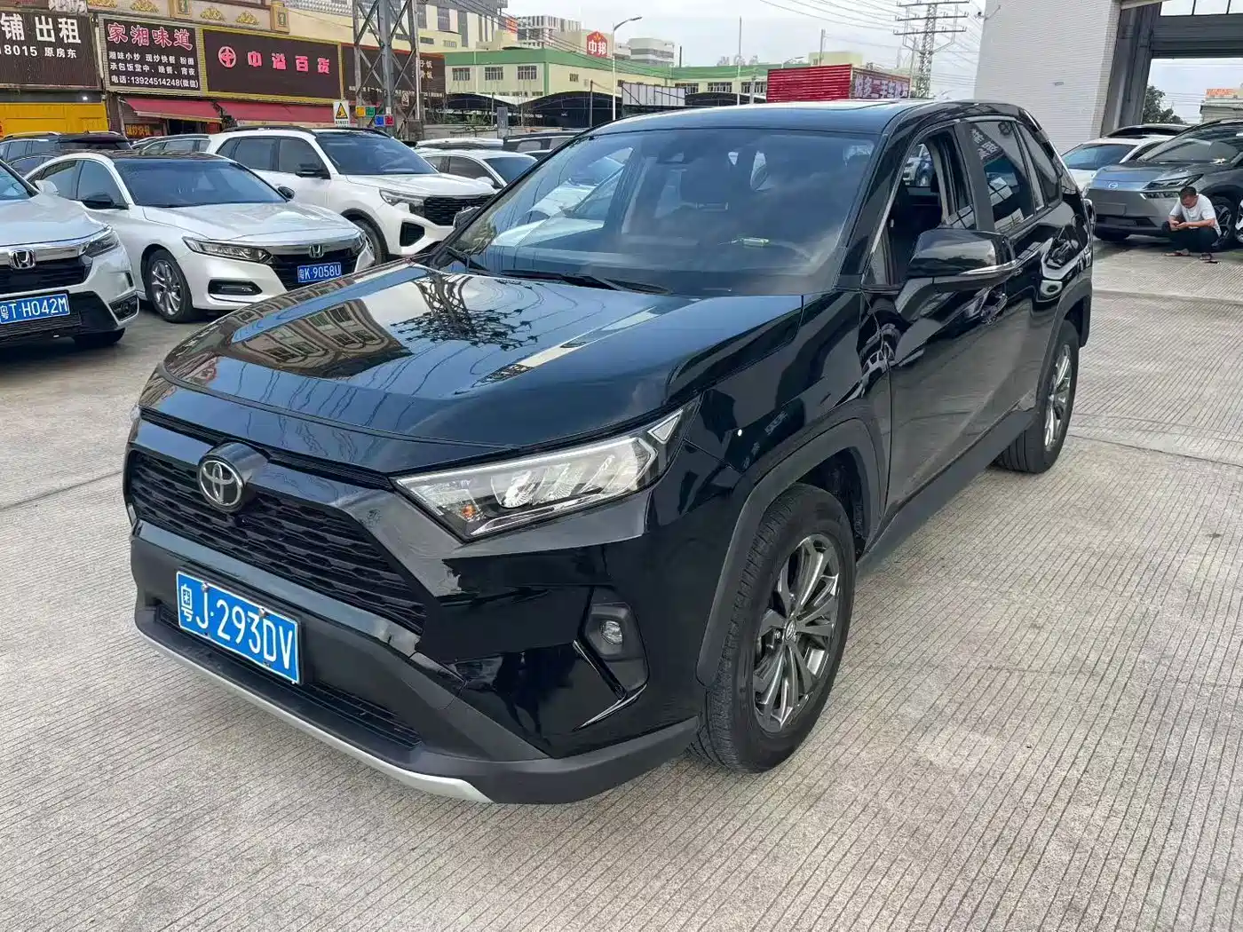 Toyota RAV4 2024 Черный из Китая