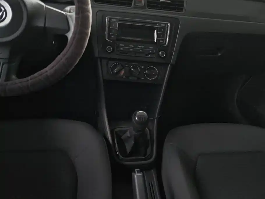 Volkswagen Santana — миниатюра 16