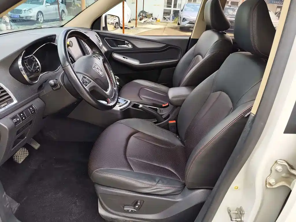Baojun 560 — миниатюра 6