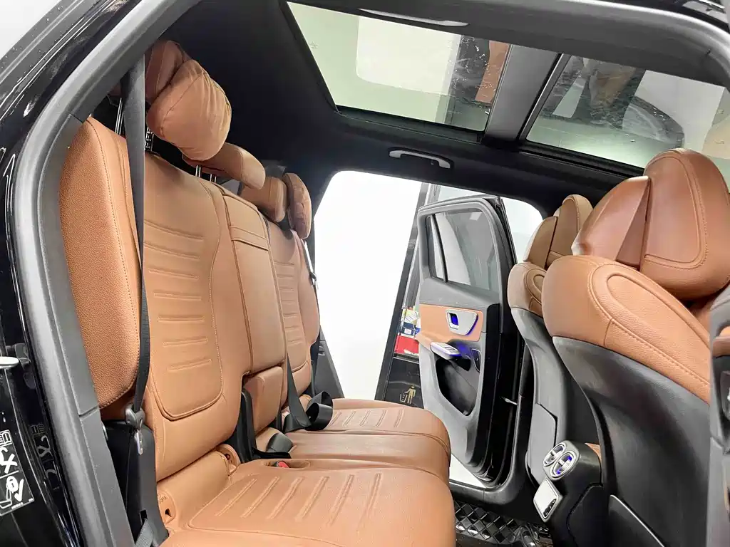 Mercedes-Benz GLC — миниатюра 7