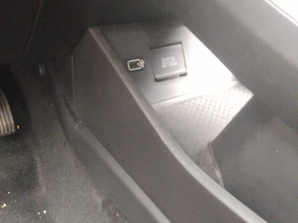 GEELY AUTOMOBILE BINYUE