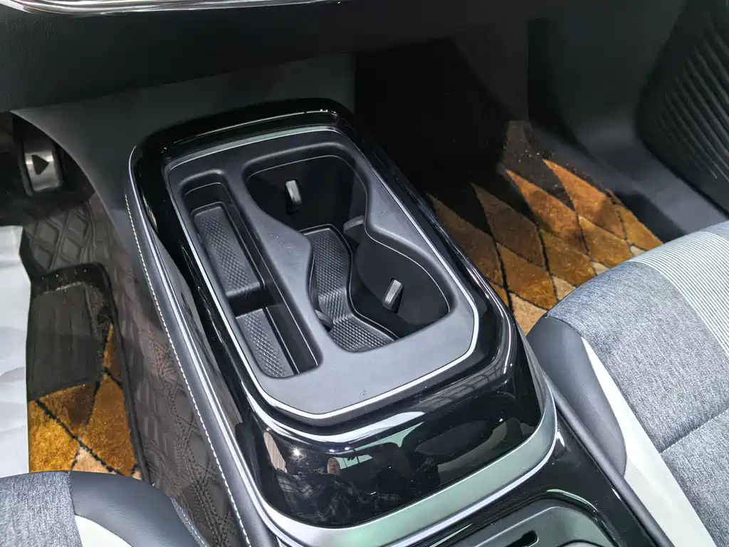 Volkswagen ID.4 Crozz — миниатюра 19