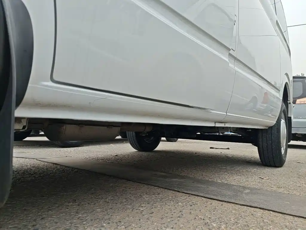MAXUS V80 — миниатюра 22