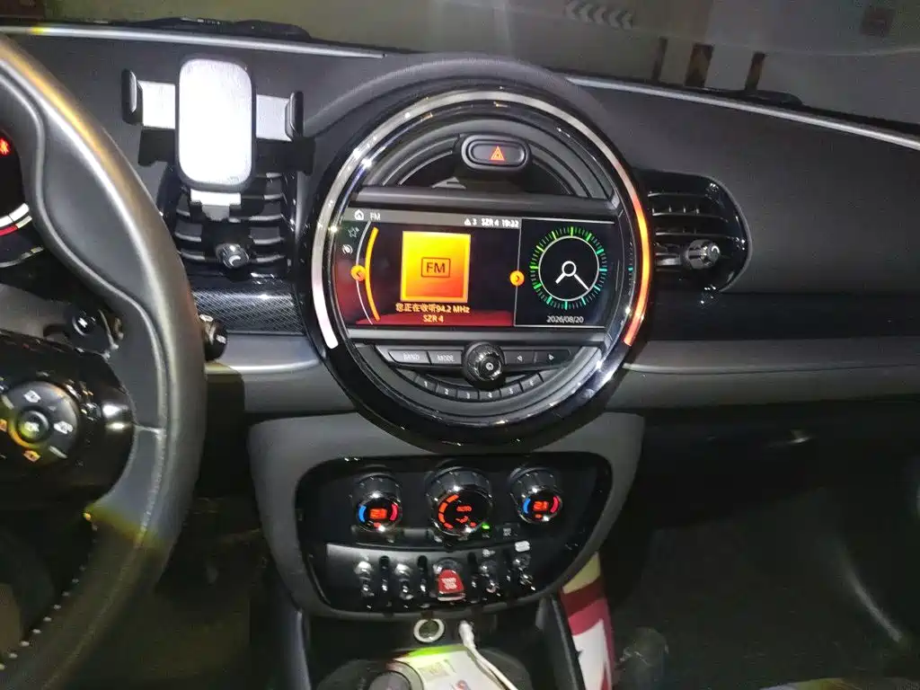 MINI Mini Clubman — миниатюра 9