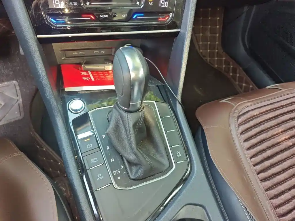 Volkswagen Tharu — миниатюра 7