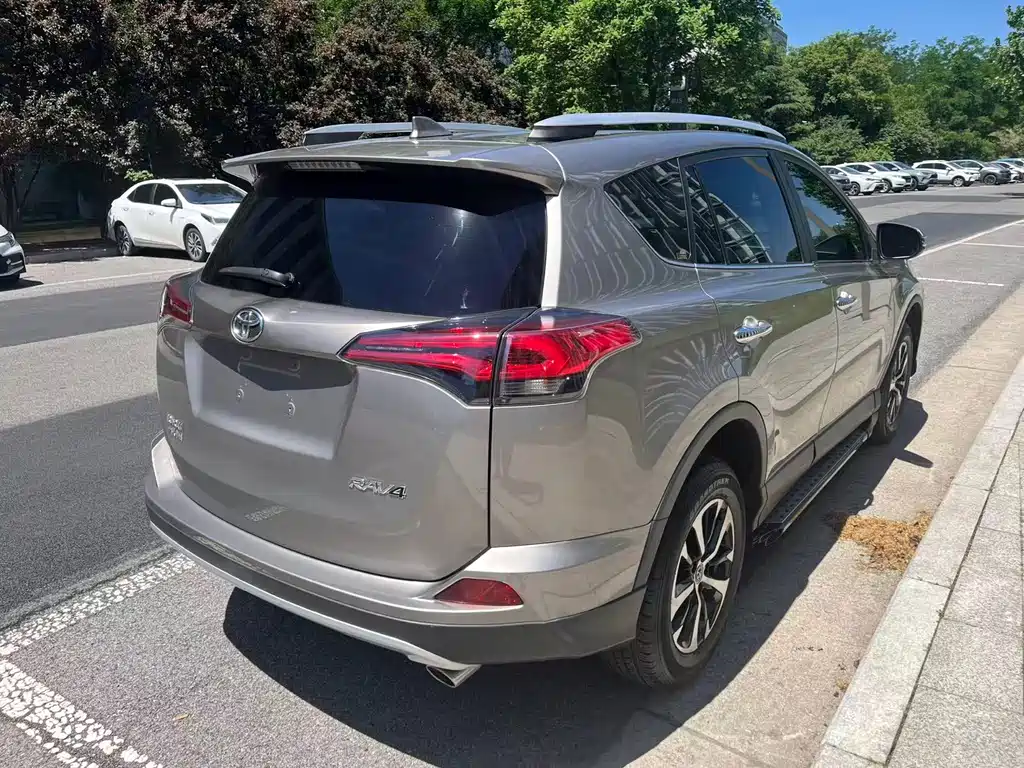 Toyota RAV4 2019 2.0L CVT VI