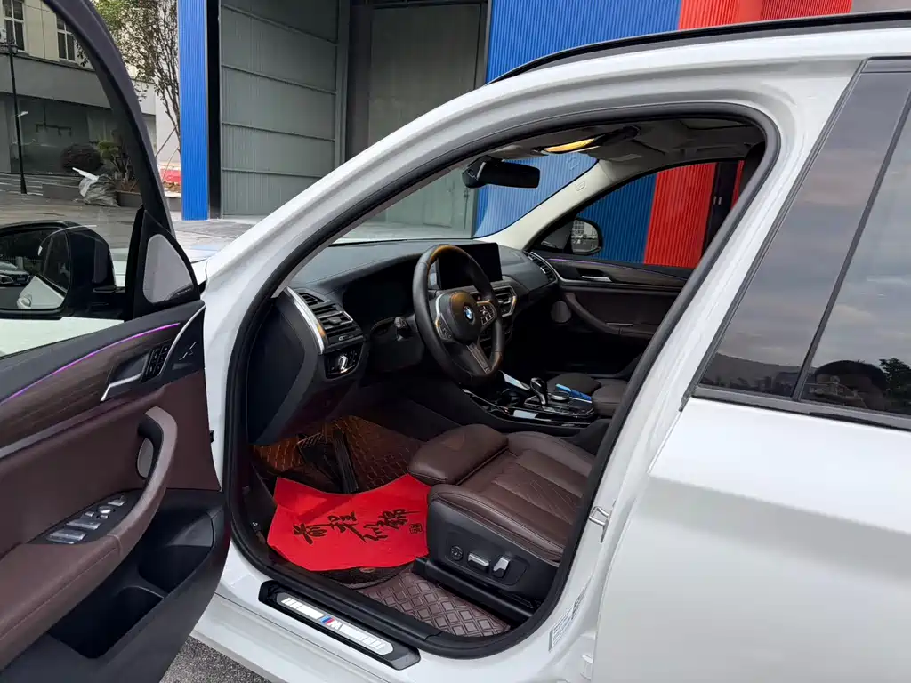 BMW X3 — миниатюра 4