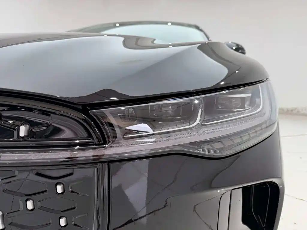 Lincoln Z — миниатюра 9