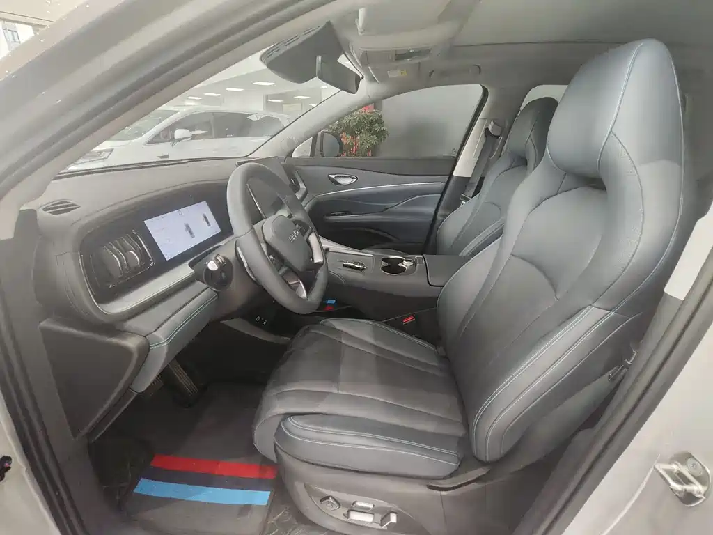 BYD SEA LION 07 DM I