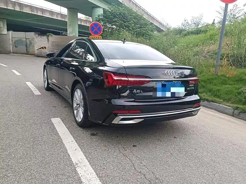 Audi A6L — миниатюра 15
