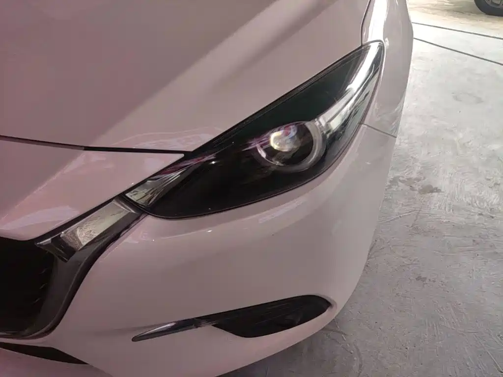 Mazda 3 Axela — миниатюра 24
