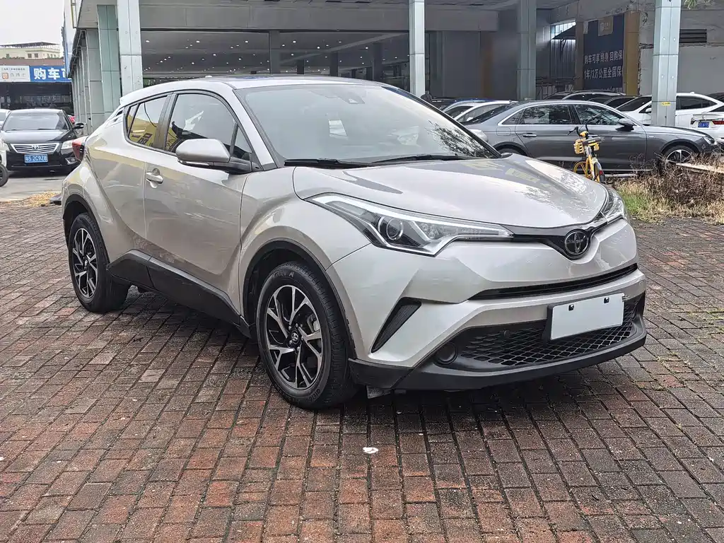 Toyota C-HR — миниатюра 3