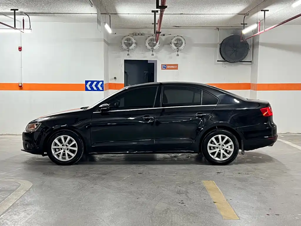 Volkswagen Sagitar — миниатюра 4